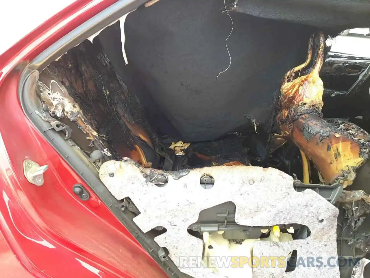 6 Photograph of a damaged car 5YFBURHE2KP902059 TOYOTA COROLLA 2019