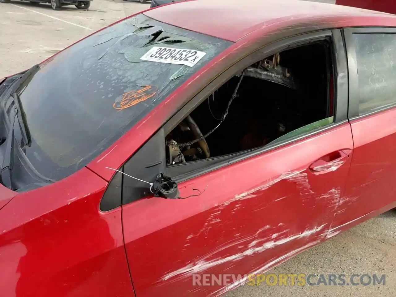 9 Photograph of a damaged car 5YFBURHE2KP902059 TOYOTA COROLLA 2019