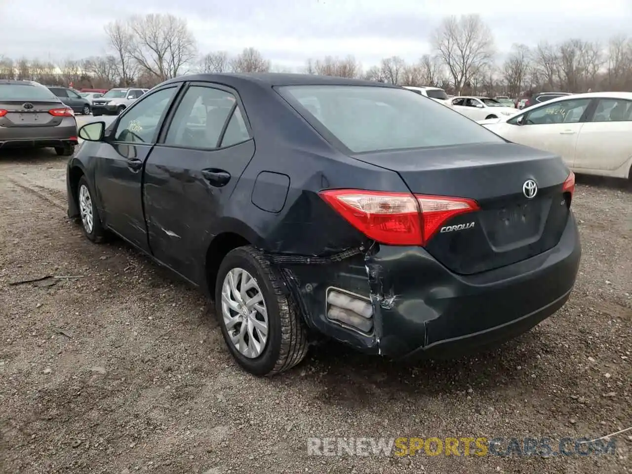 3 Photograph of a damaged car 5YFBURHE2KP902336 TOYOTA COROLLA 2019