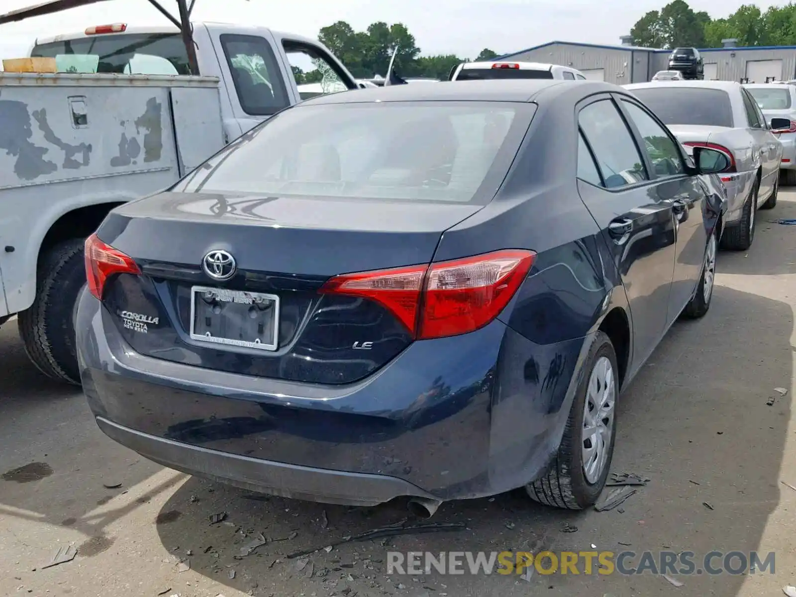 4 Photograph of a damaged car 5YFBURHE2KP902580 TOYOTA COROLLA 2019