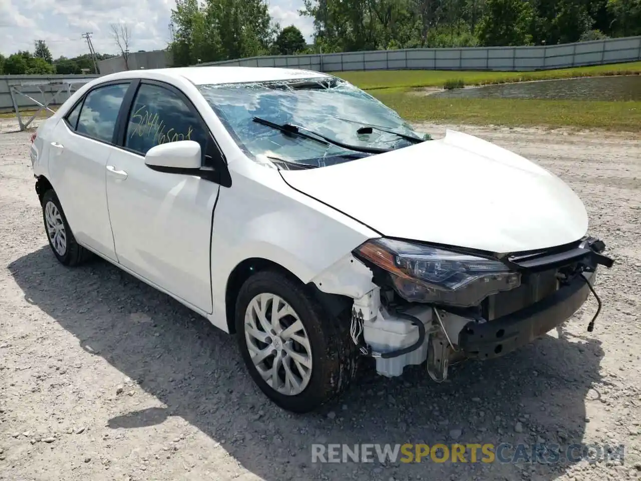 1 Photograph of a damaged car 5YFBURHE2KP904586 TOYOTA COROLLA 2019