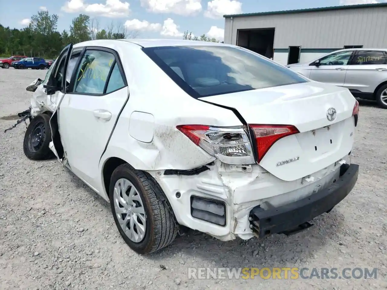 3 Photograph of a damaged car 5YFBURHE2KP904586 TOYOTA COROLLA 2019