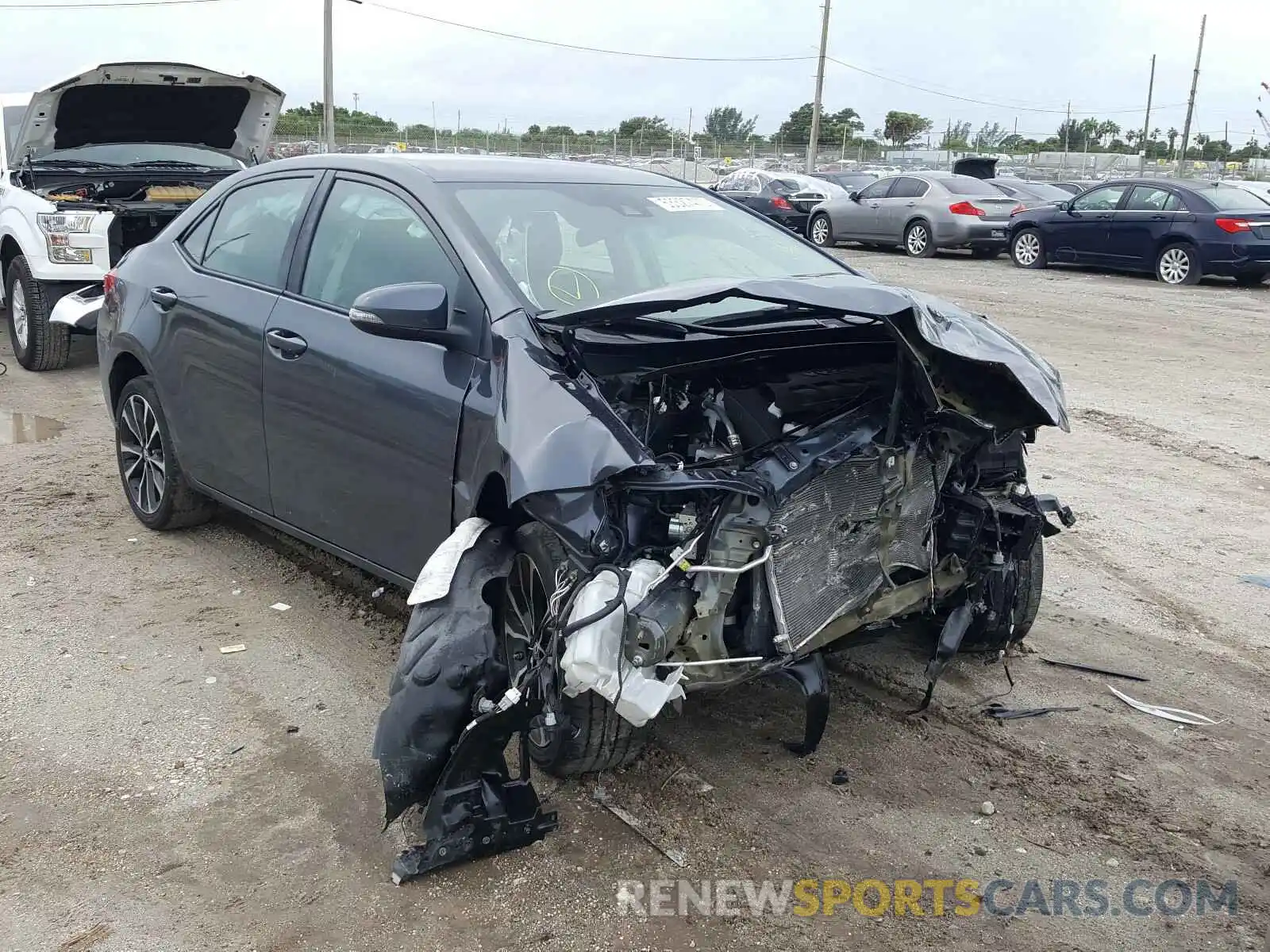 1 Photograph of a damaged car 5YFBURHE2KP905382 TOYOTA COROLLA 2019