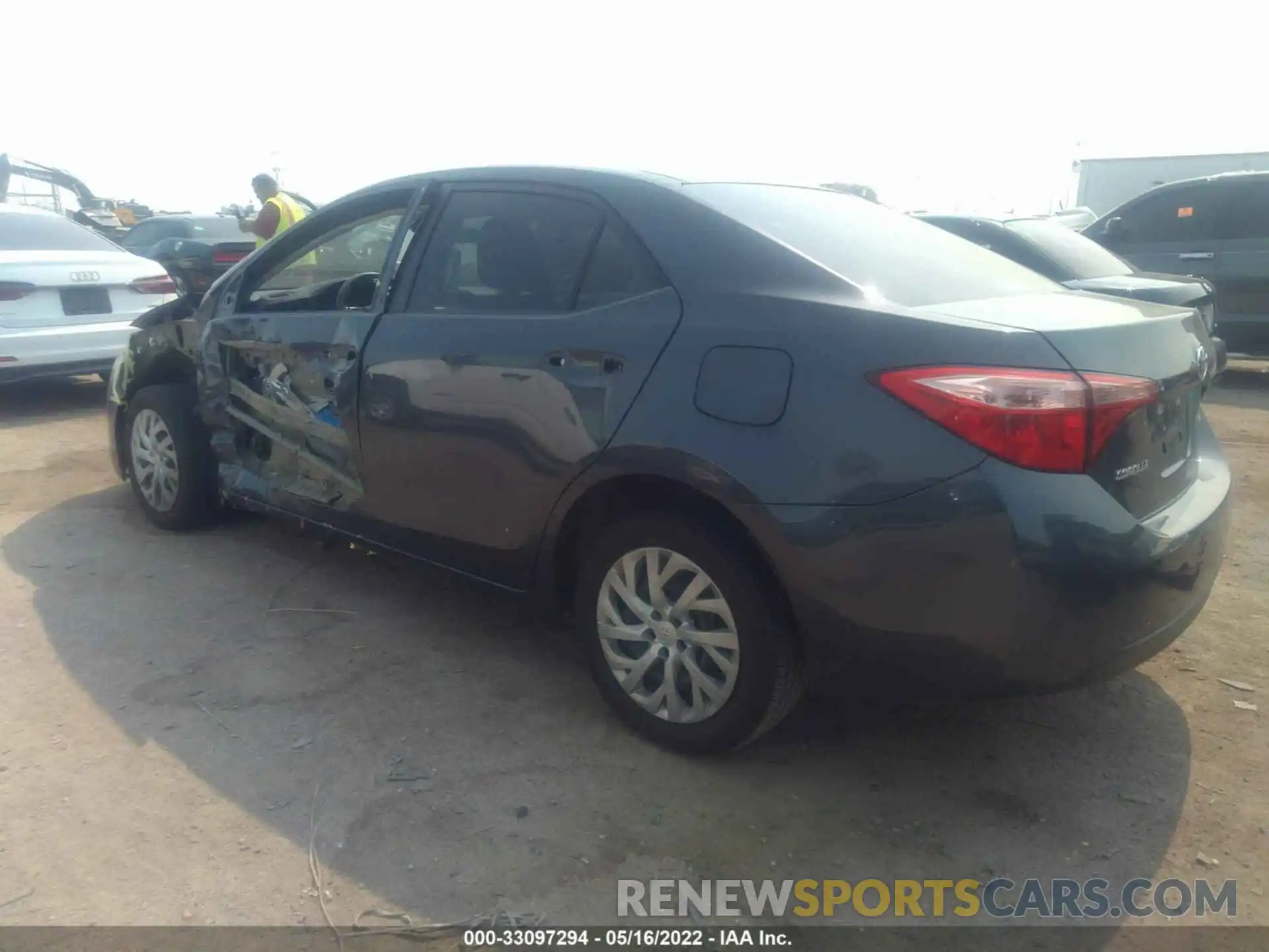 3 Photograph of a damaged car 5YFBURHE2KP905687 TOYOTA COROLLA 2019