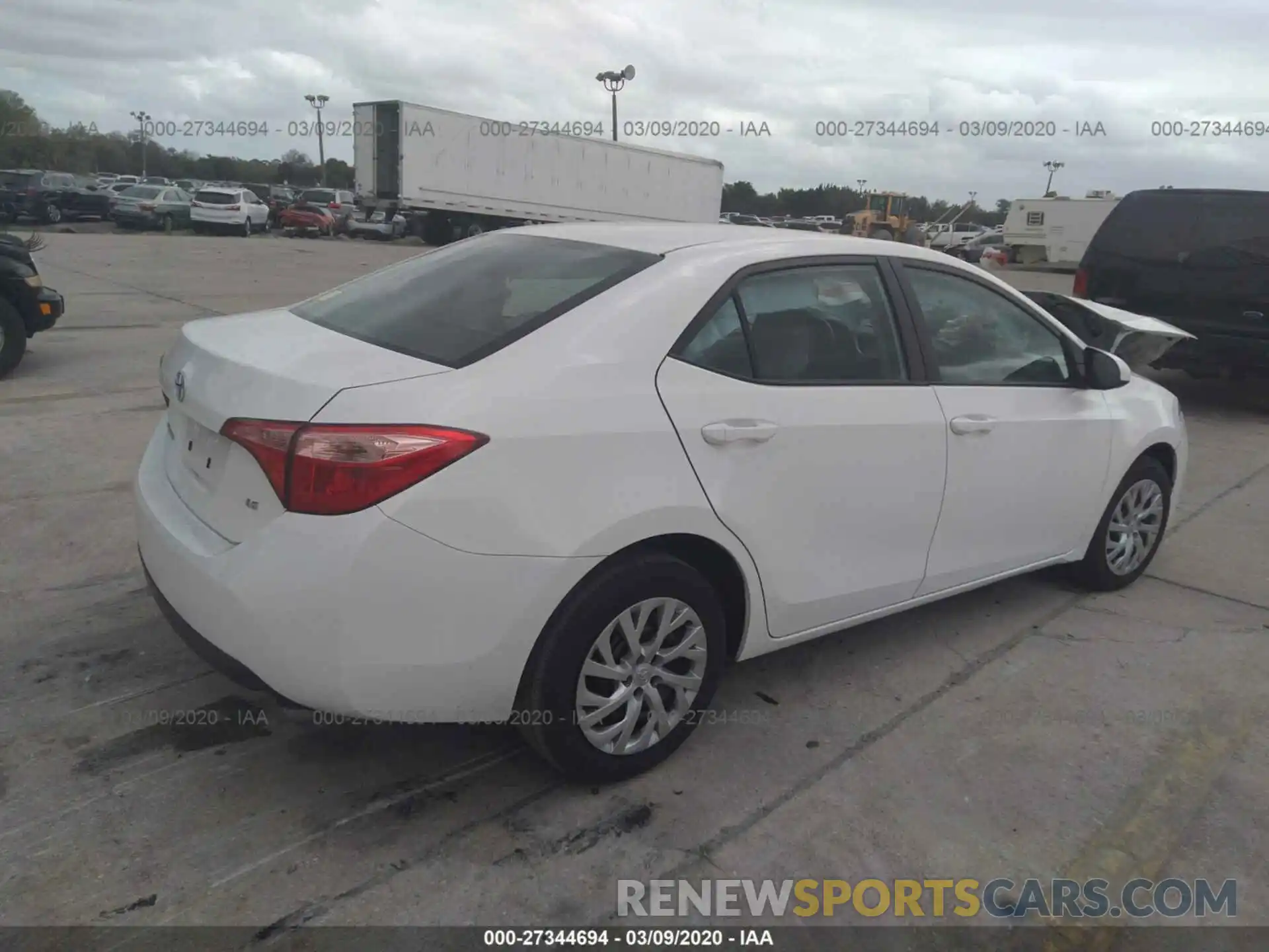 4 Photograph of a damaged car 5YFBURHE2KP905849 TOYOTA COROLLA 2019