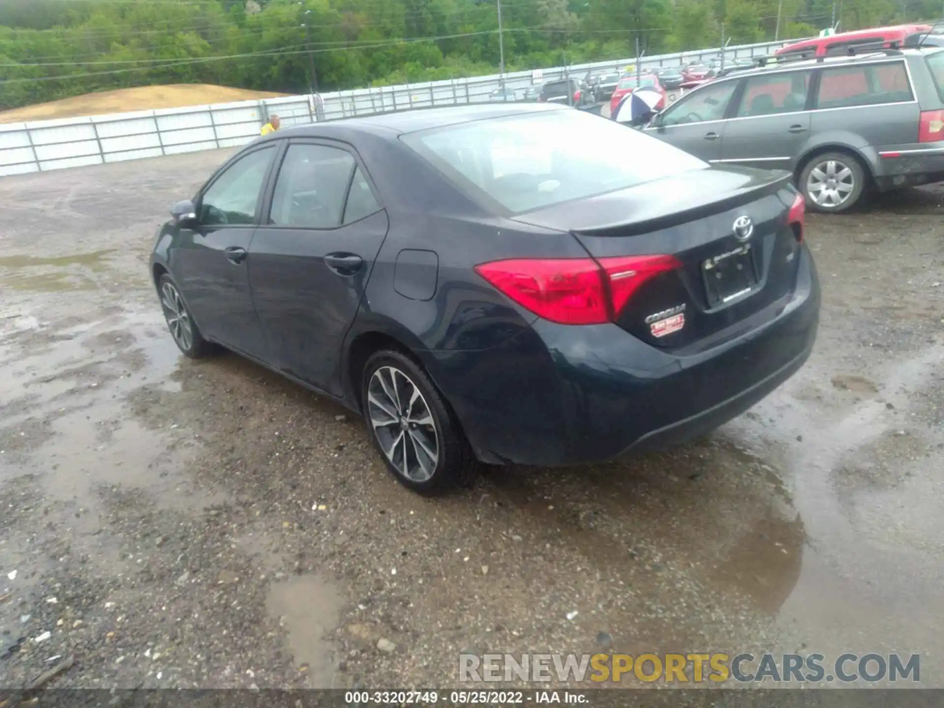 3 Photograph of a damaged car 5YFBURHE2KP905933 TOYOTA COROLLA 2019