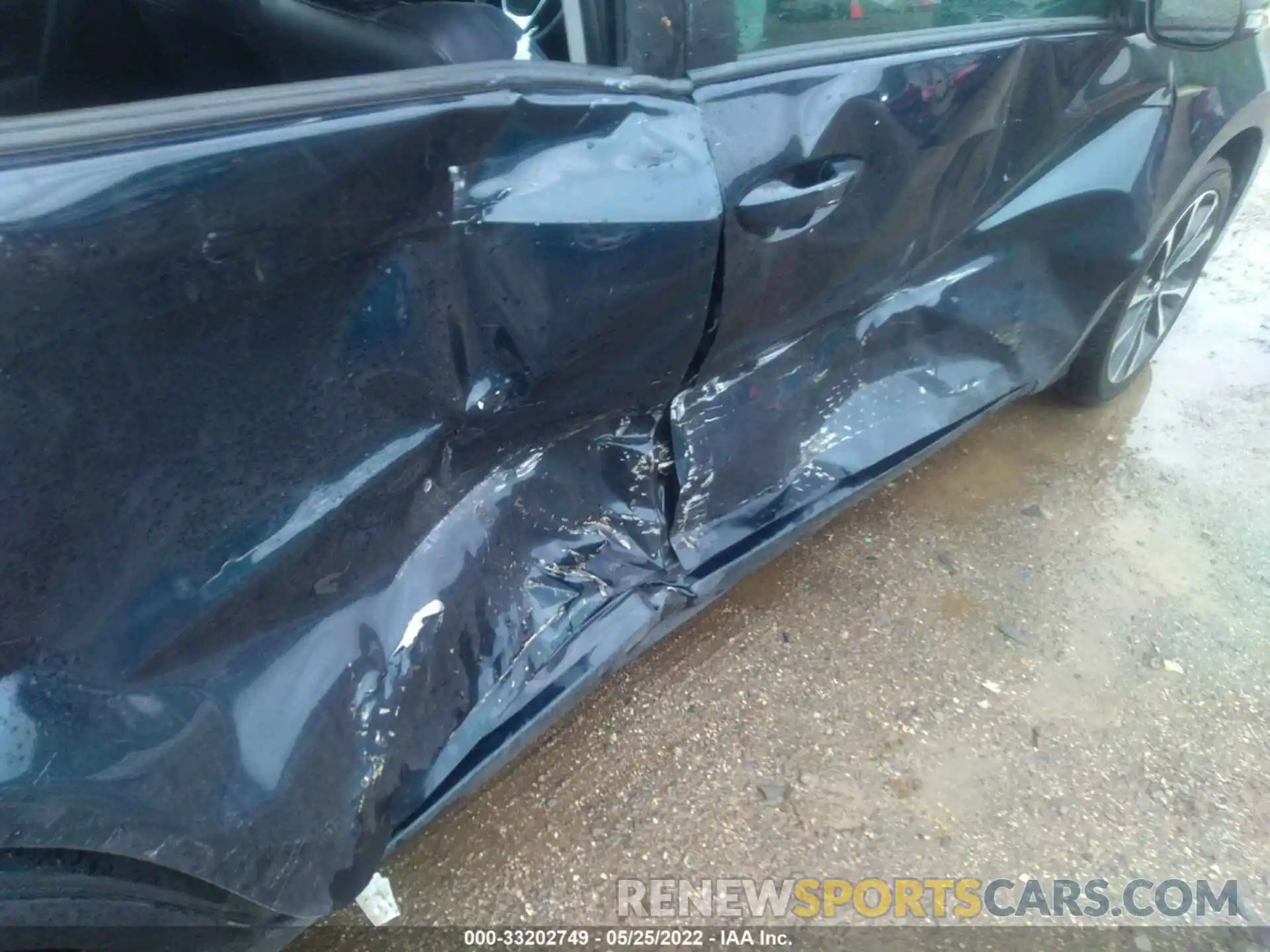 6 Photograph of a damaged car 5YFBURHE2KP905933 TOYOTA COROLLA 2019