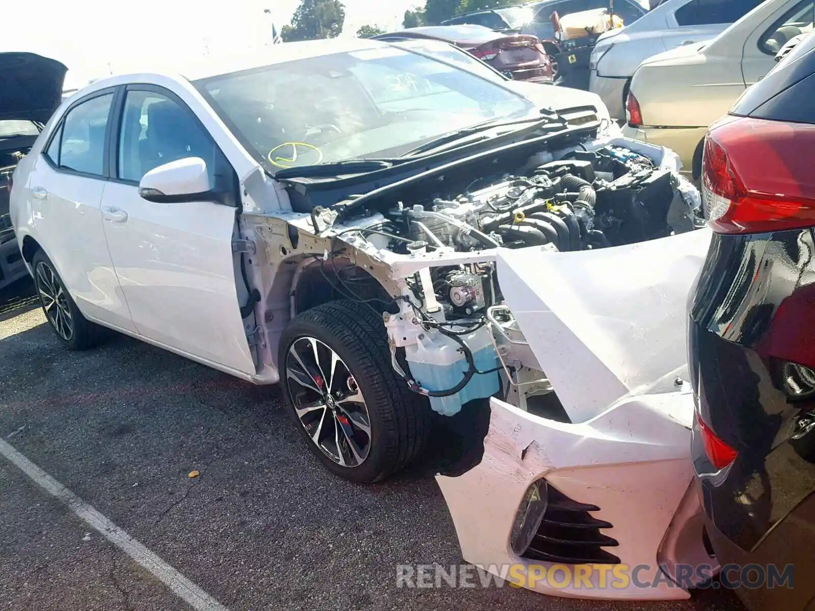 1 Photograph of a damaged car 5YFBURHE2KP907083 TOYOTA COROLLA 2019