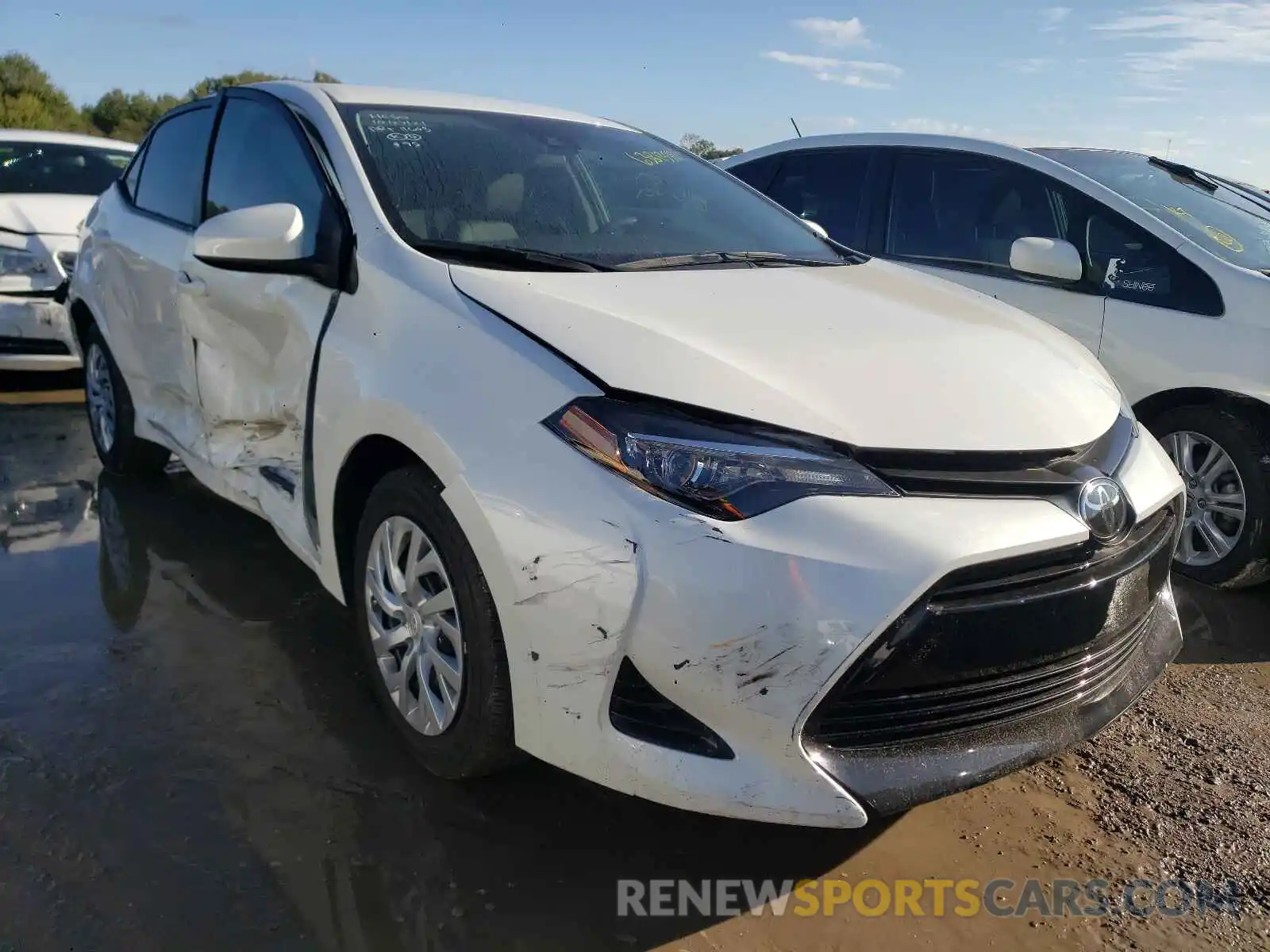 1 Photograph of a damaged car 5YFBURHE2KP908699 TOYOTA COROLLA 2019