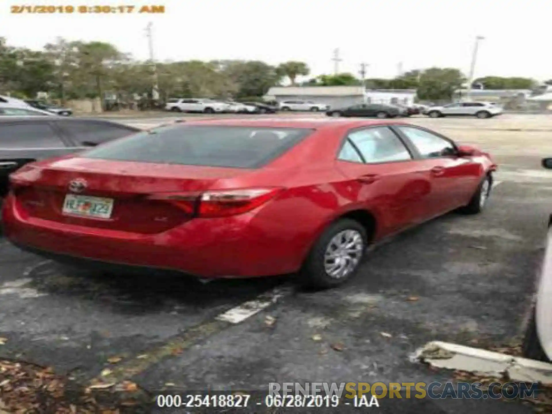 4 Photograph of a damaged car 5YFBURHE2KP908878 TOYOTA COROLLA 2019