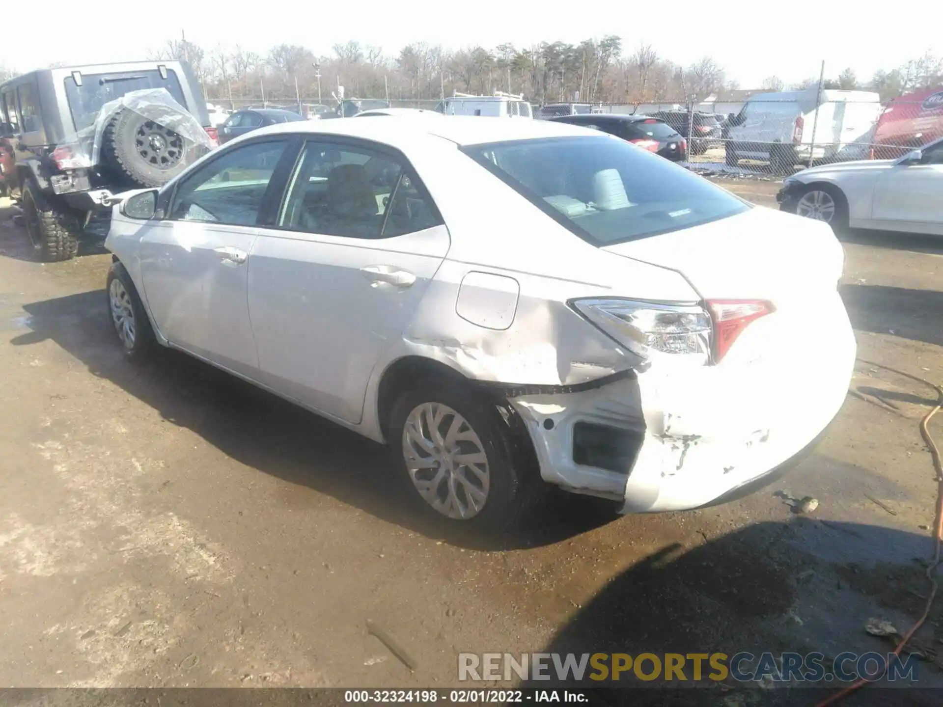 3 Photograph of a damaged car 5YFBURHE2KP909156 TOYOTA COROLLA 2019