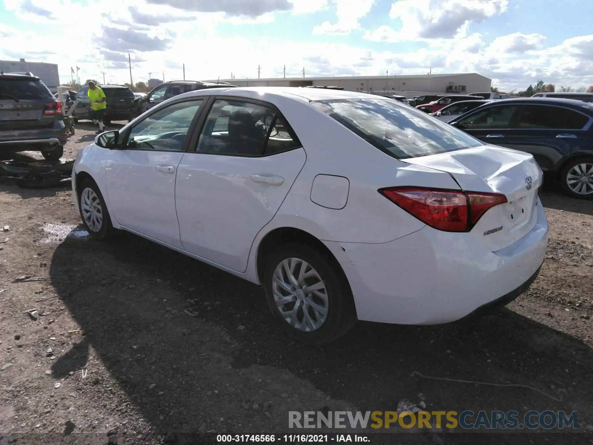 3 Photograph of a damaged car 5YFBURHE2KP909397 TOYOTA COROLLA 2019