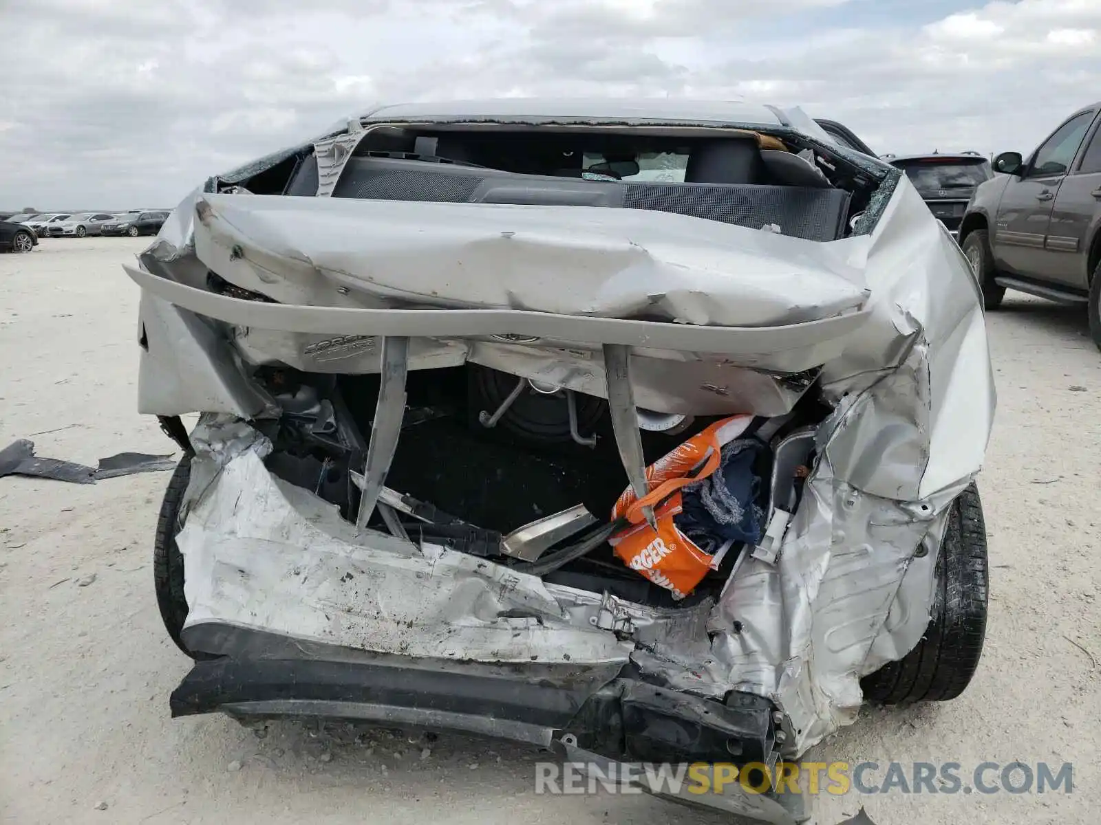 9 Фотография поврежденного автомобиля 5YFBURHE2KP909514 TOYOTA COROLLA 2019
