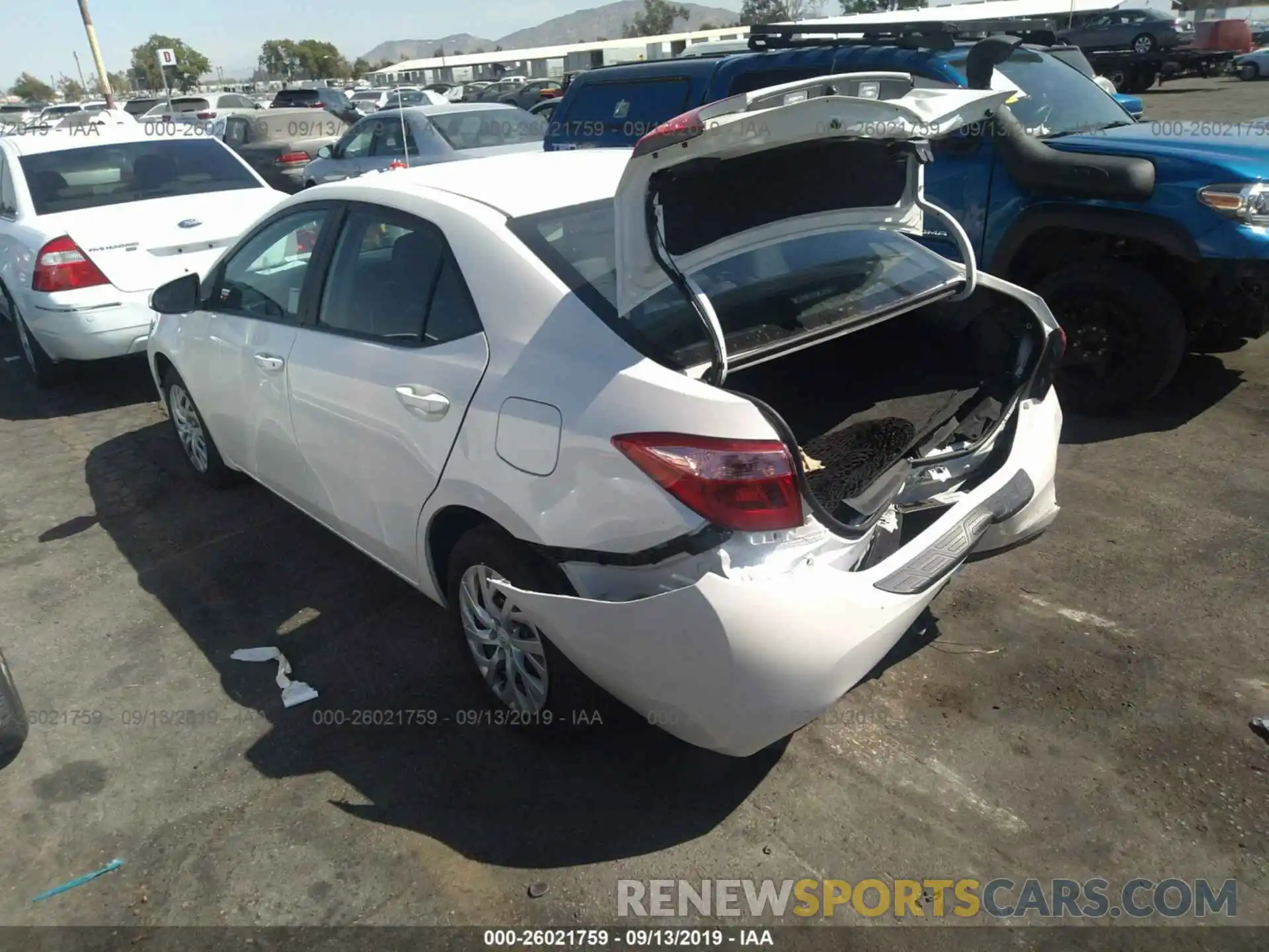 3 Photograph of a damaged car 5YFBURHE2KP909920 TOYOTA COROLLA 2019