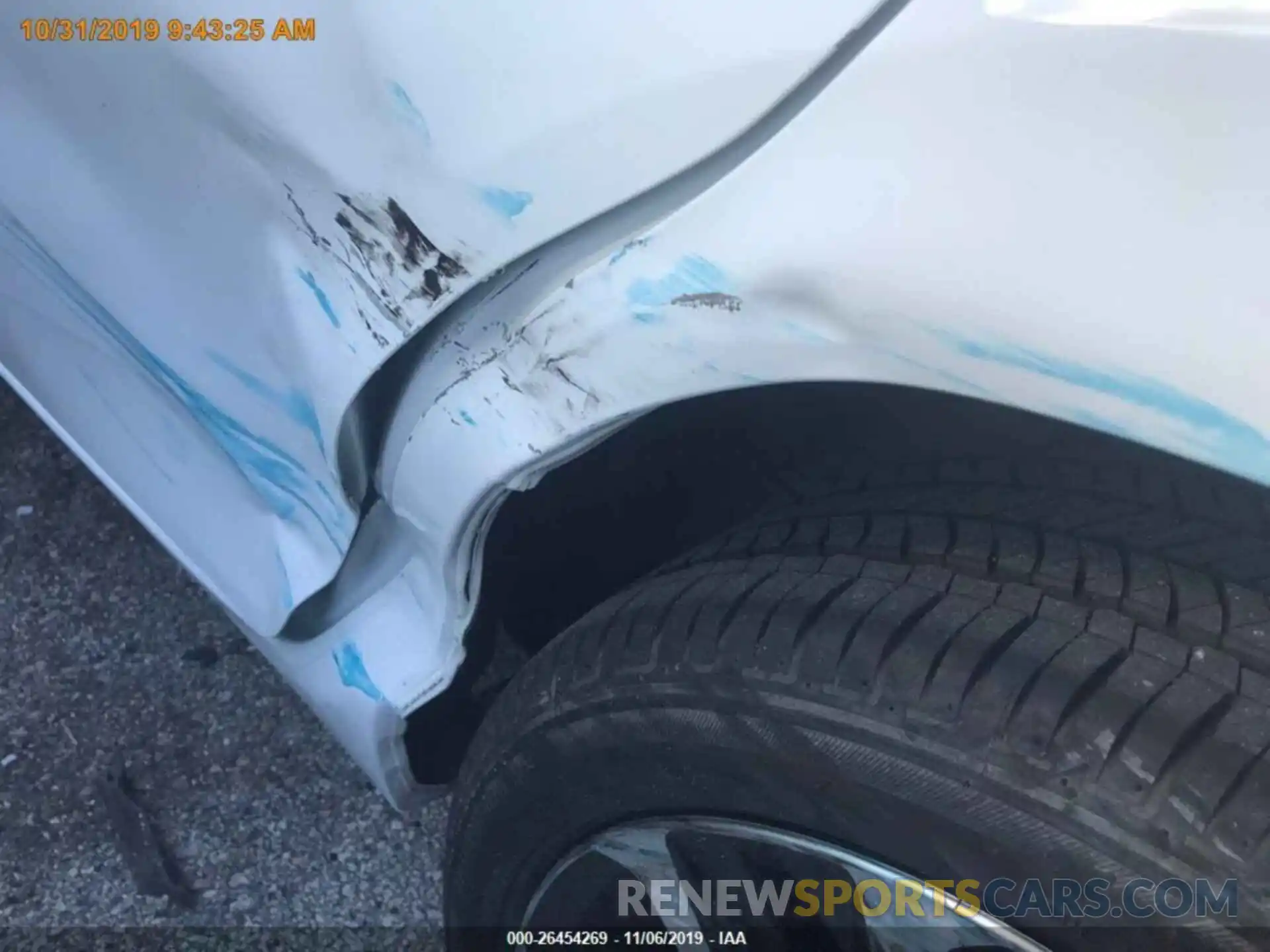 14 Photograph of a damaged car 5YFBURHE2KP910422 TOYOTA COROLLA 2019