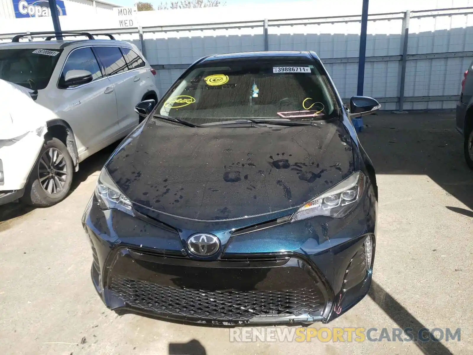 9 Photograph of a damaged car 5YFBURHE2KP912008 TOYOTA COROLLA 2019