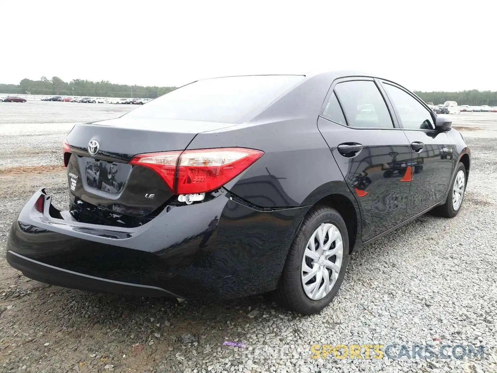 4 Photograph of a damaged car 5YFBURHE2KP913515 TOYOTA COROLLA 2019