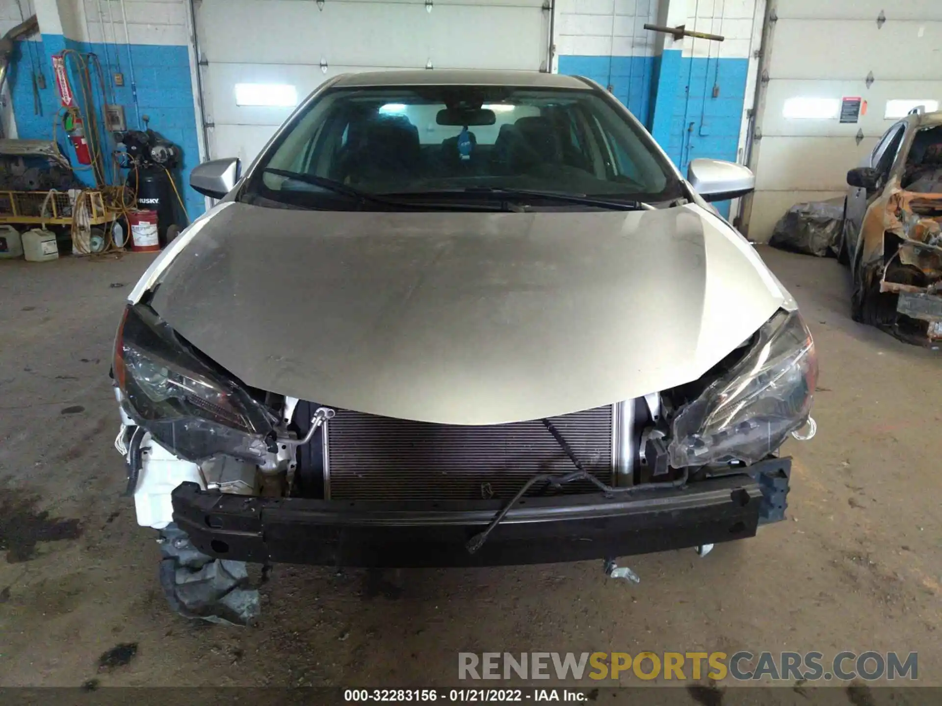 6 Photograph of a damaged car 5YFBURHE2KP913787 TOYOTA COROLLA 2019