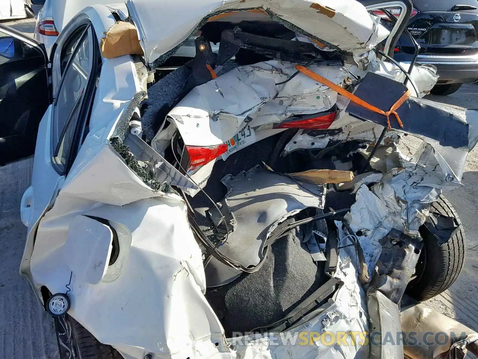 9 Photograph of a damaged car 5YFBURHE2KP915099 TOYOTA COROLLA 2019