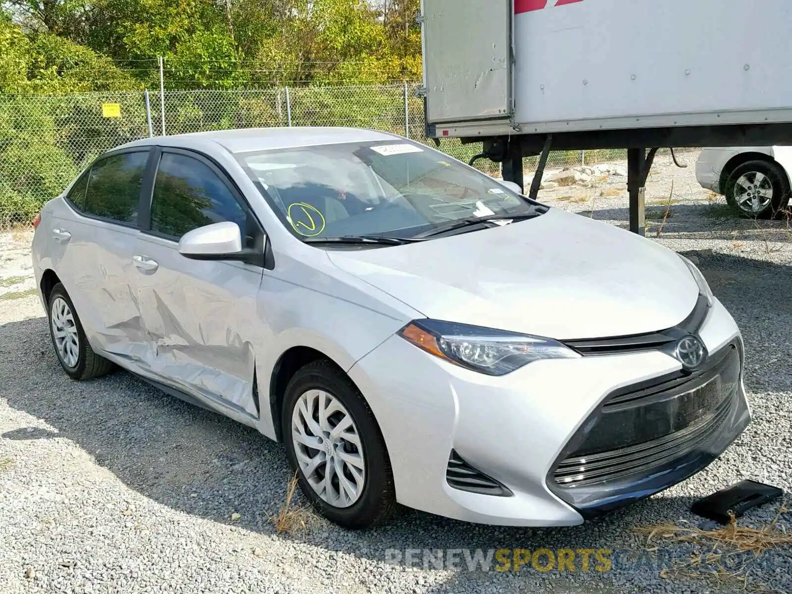 1 Photograph of a damaged car 5YFBURHE2KP915443 TOYOTA COROLLA 2019