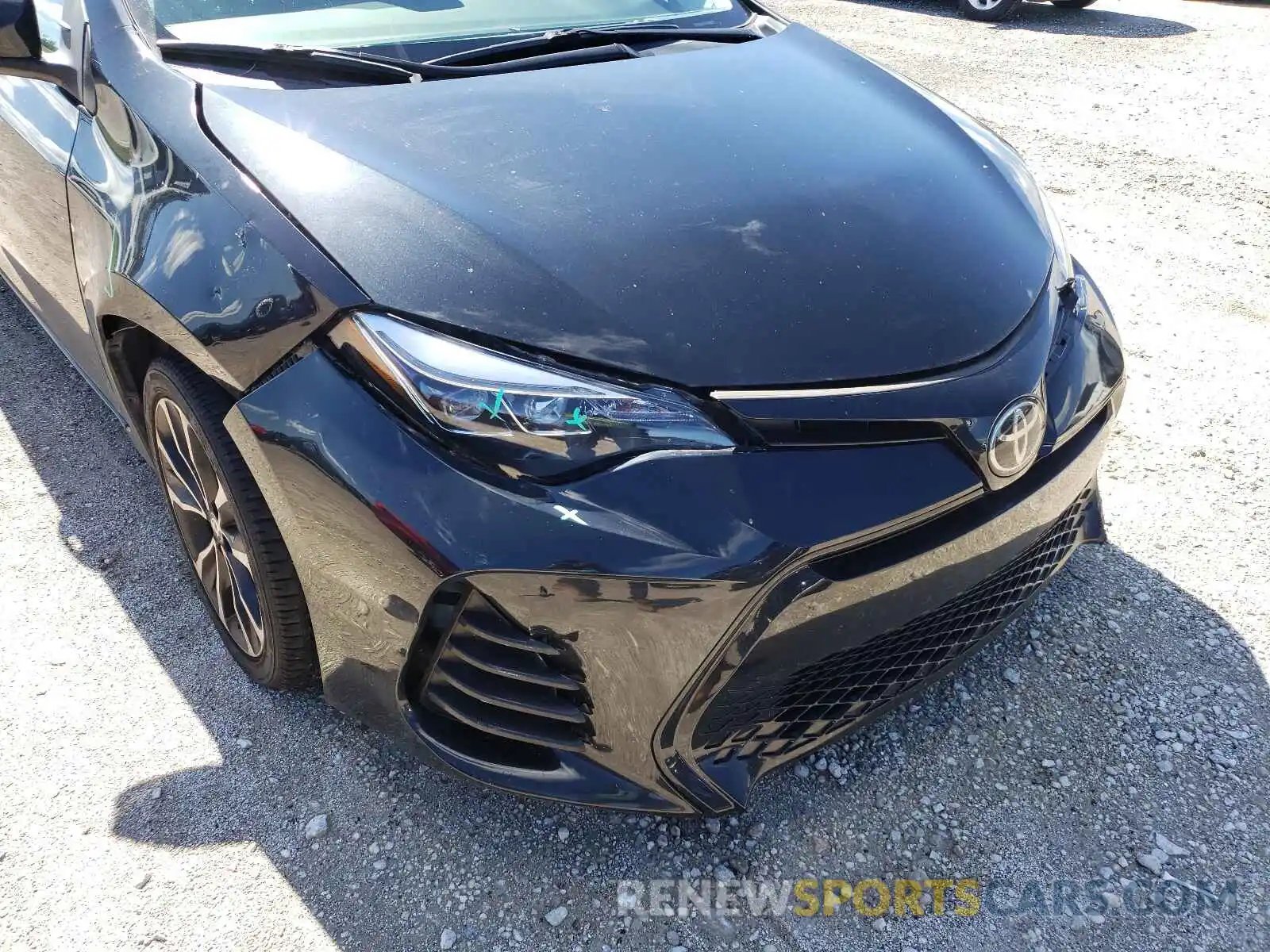 9 Photograph of a damaged car 5YFBURHE2KP916088 TOYOTA COROLLA 2019