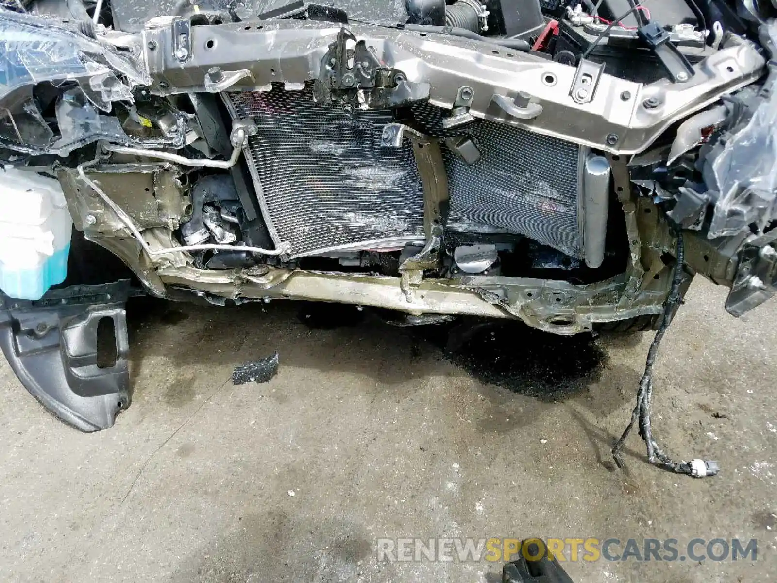 9 Photograph of a damaged car 5YFBURHE2KP916351 TOYOTA COROLLA 2019