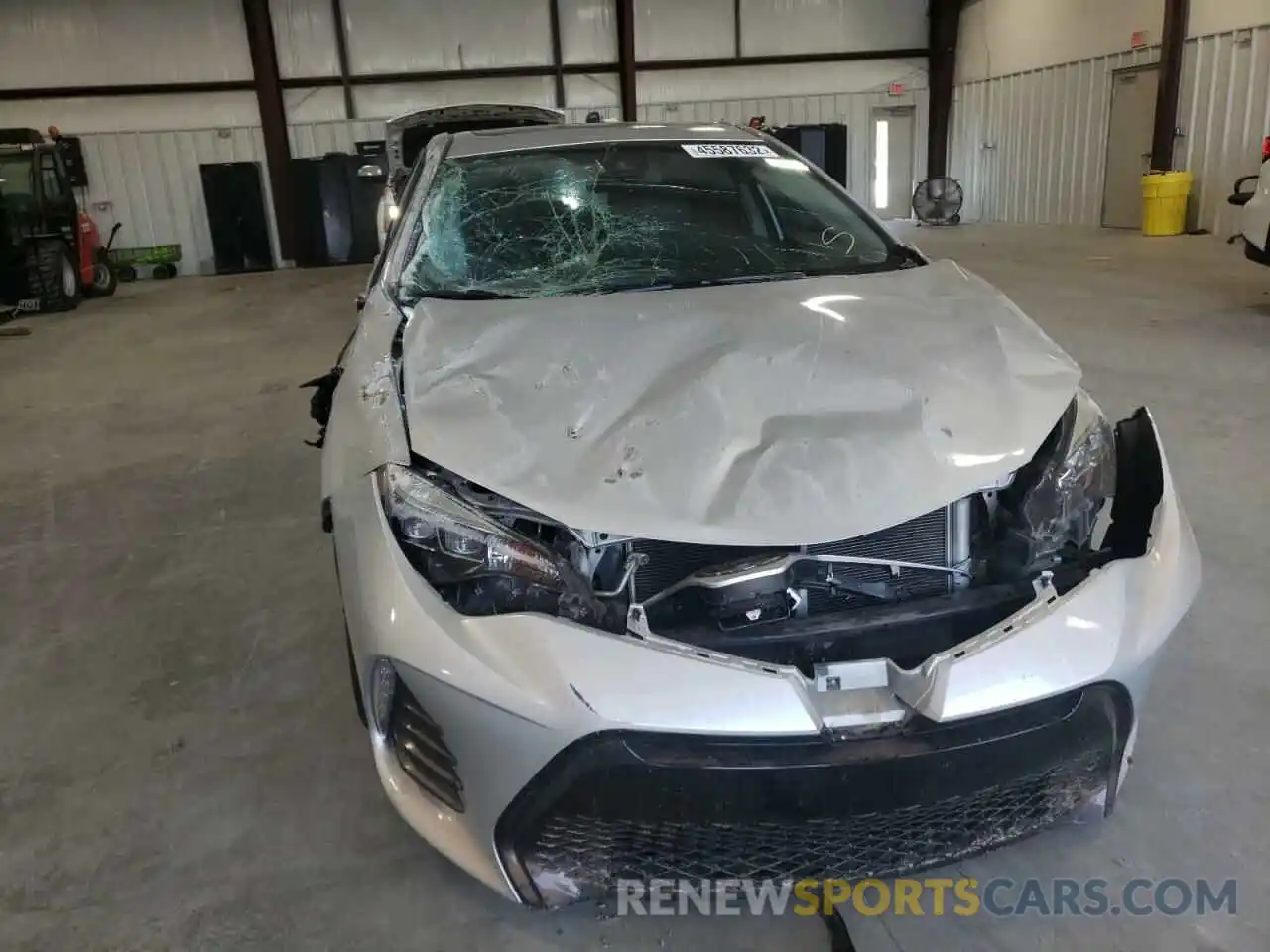 9 Photograph of a damaged car 5YFBURHE2KP917631 TOYOTA COROLLA 2019