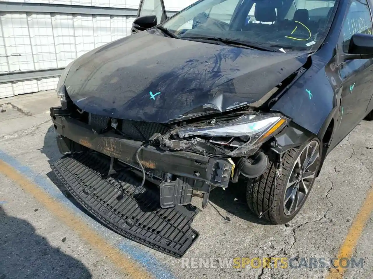 9 Photograph of a damaged car 5YFBURHE2KP917998 TOYOTA COROLLA 2019