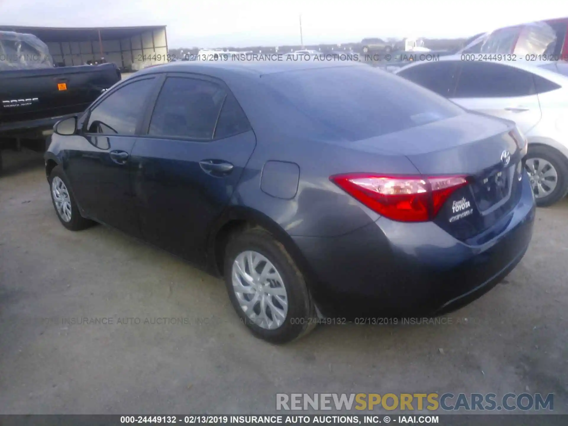 3 Photograph of a damaged car 5YFBURHE2KP918164 TOYOTA COROLLA 2019