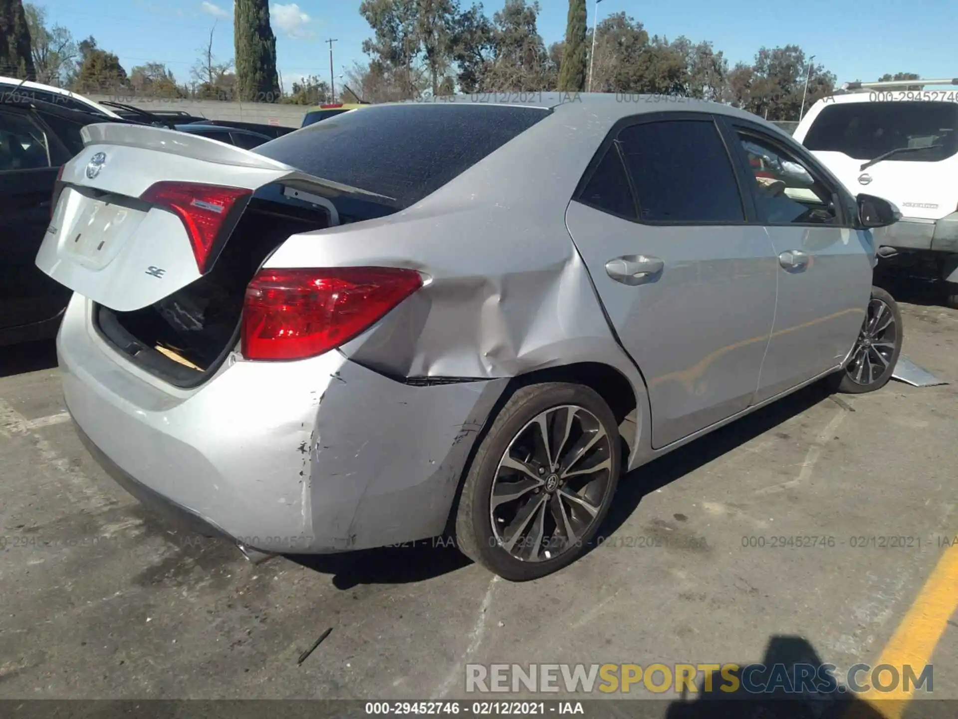 4 Photograph of a damaged car 5YFBURHE2KP918908 TOYOTA COROLLA 2019