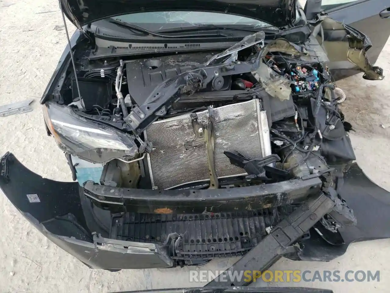 7 Photograph of a damaged car 5YFBURHE2KP921095 TOYOTA COROLLA 2019