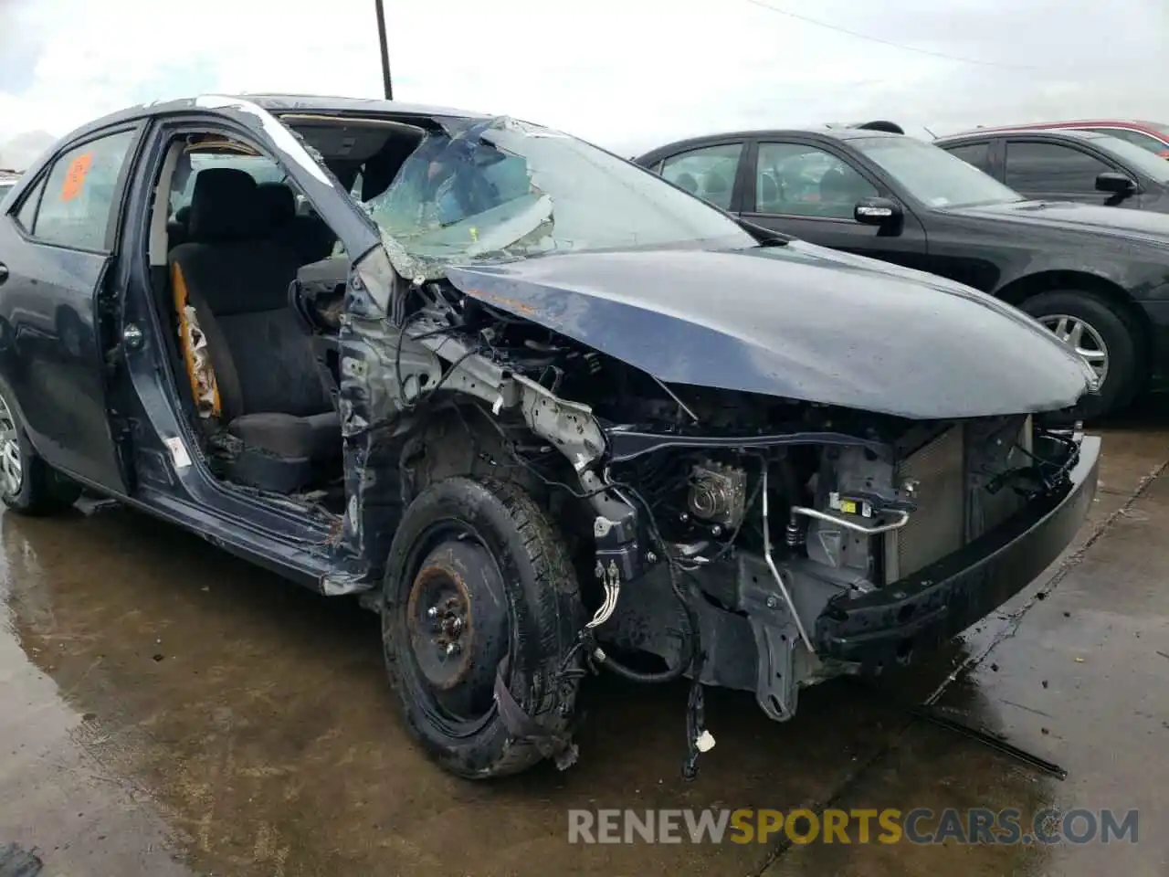 9 Photograph of a damaged car 5YFBURHE2KP921453 TOYOTA COROLLA 2019