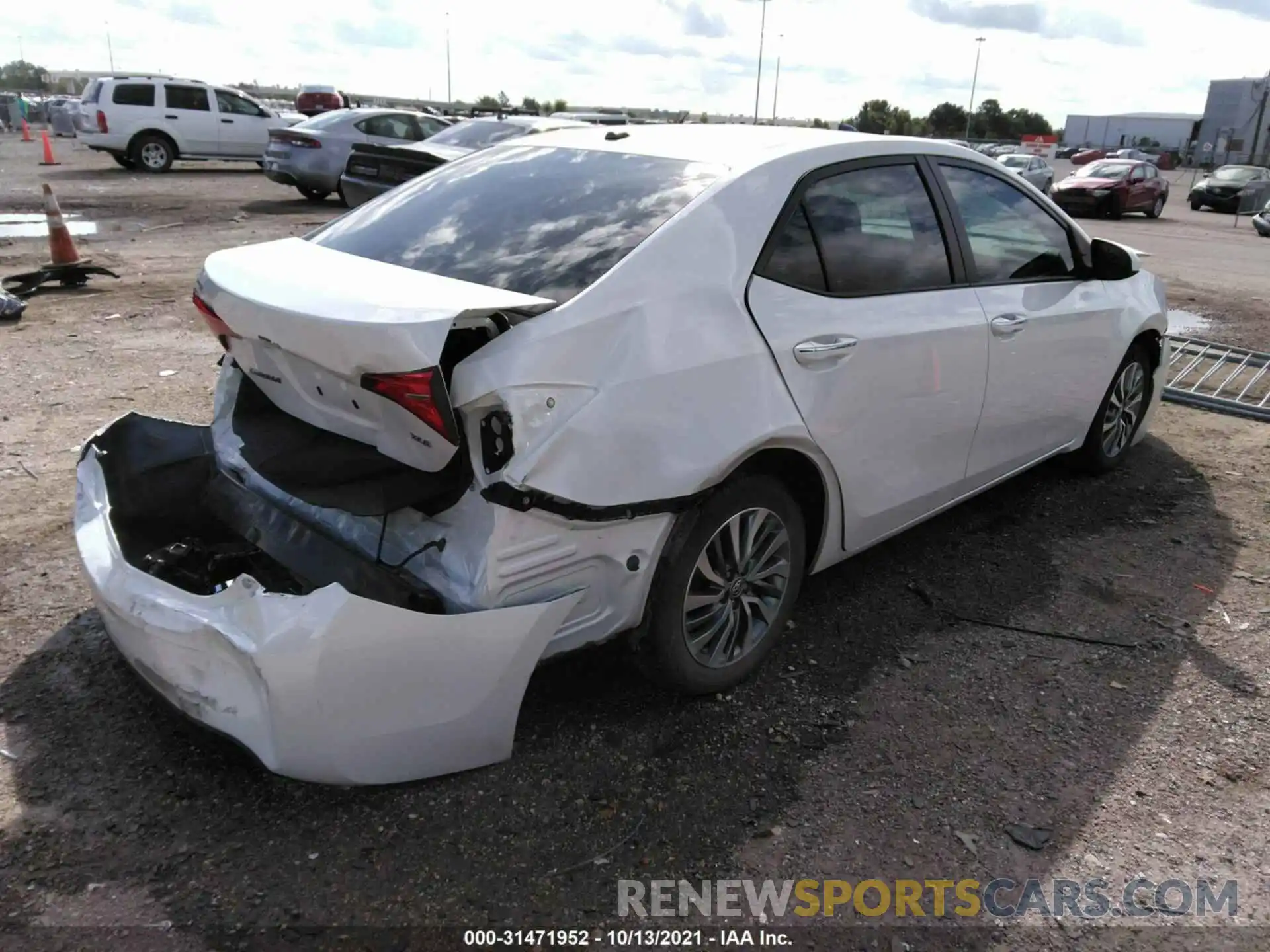 4 Photograph of a damaged car 5YFBURHE2KP921498 TOYOTA COROLLA 2019