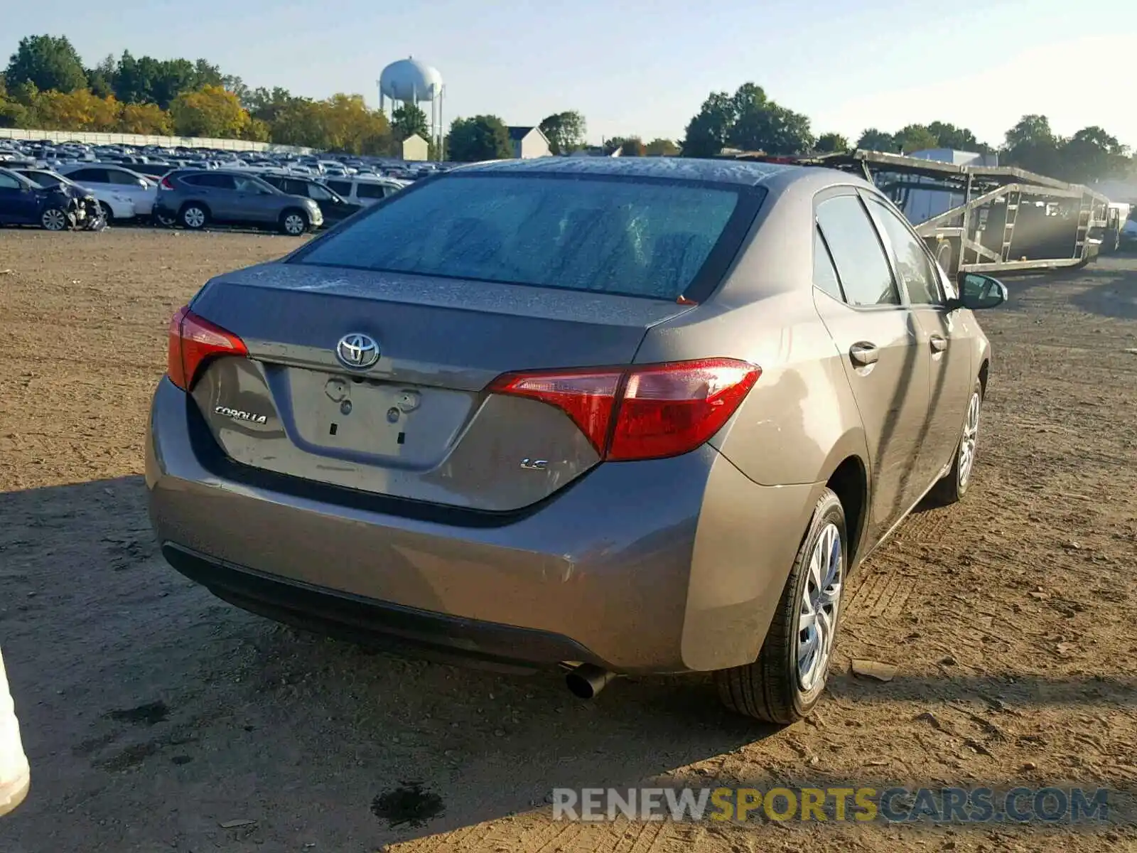 4 Photograph of a damaged car 5YFBURHE2KP922005 TOYOTA COROLLA 2019