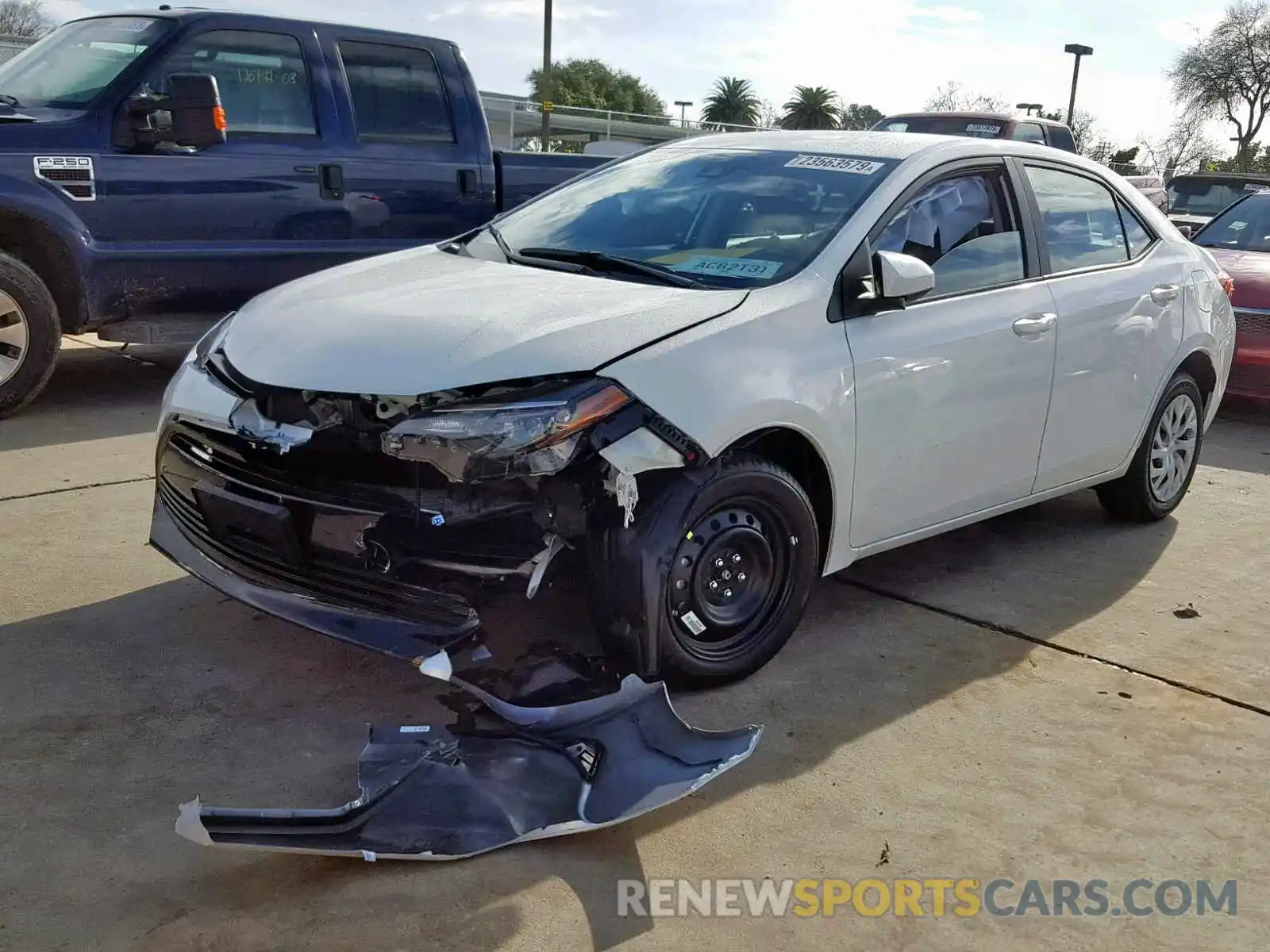 2 Photograph of a damaged car 5YFBURHE2KP922540 TOYOTA COROLLA 2019