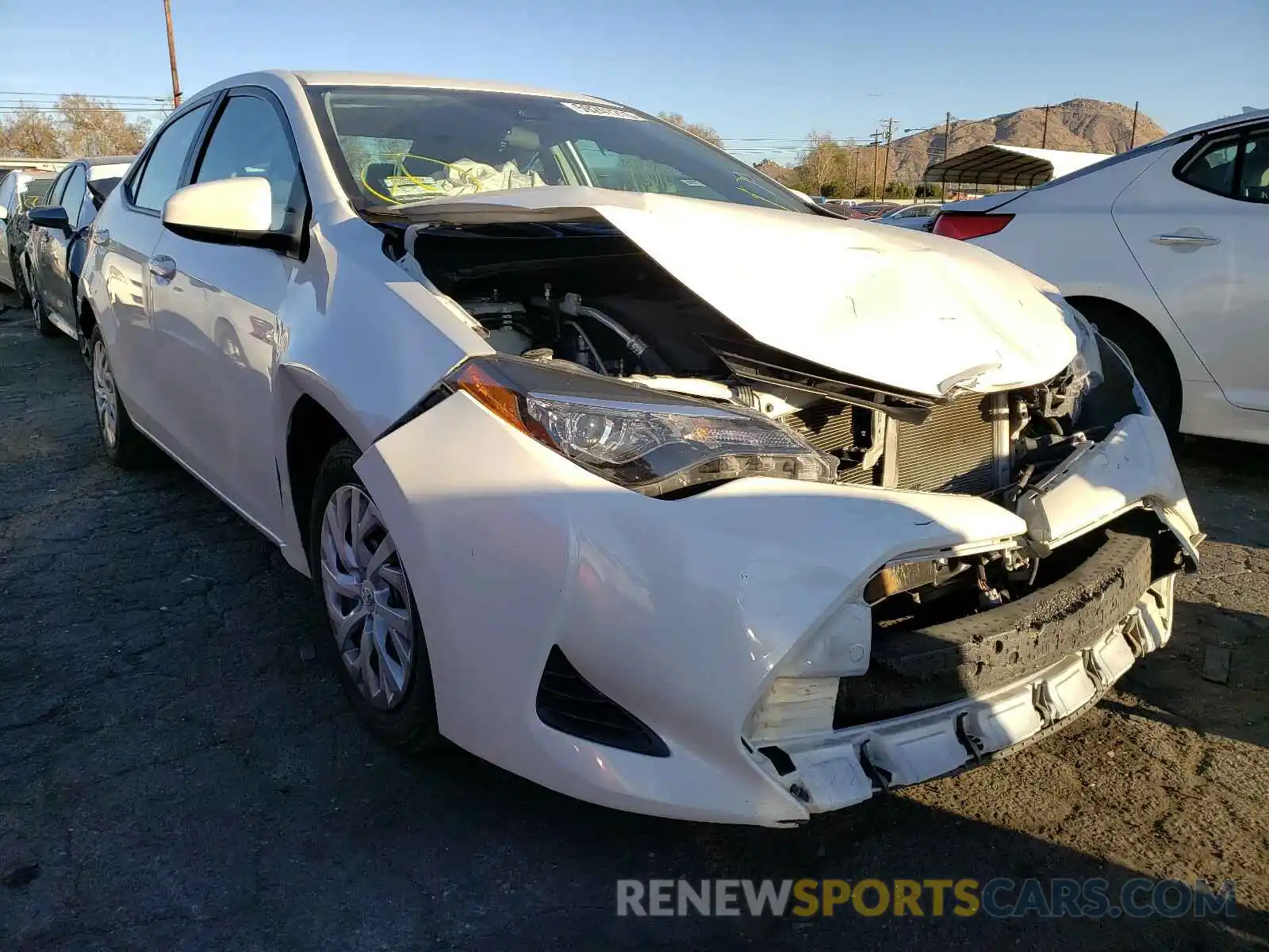 1 Photograph of a damaged car 5YFBURHE2KP922828 TOYOTA COROLLA 2019