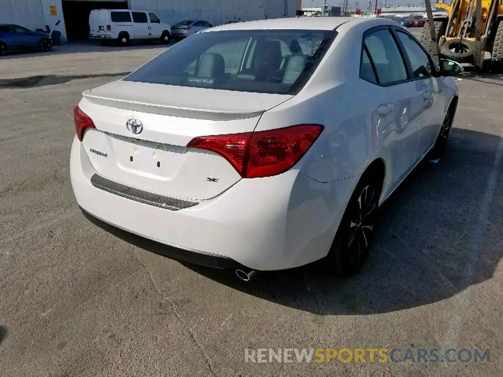 4 Photograph of a damaged car 5YFBURHE2KP923235 TOYOTA COROLLA 2019