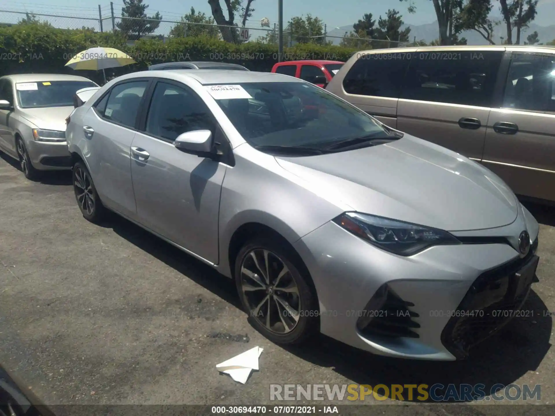 1 Photograph of a damaged car 5YFBURHE2KP923834 TOYOTA COROLLA 2019