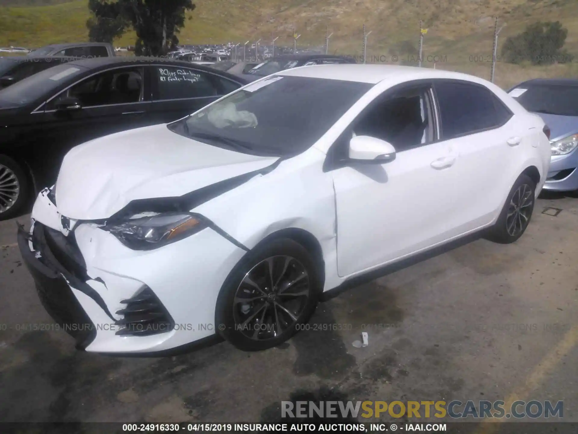 2 Photograph of a damaged car 5YFBURHE2KP924160 TOYOTA COROLLA 2019