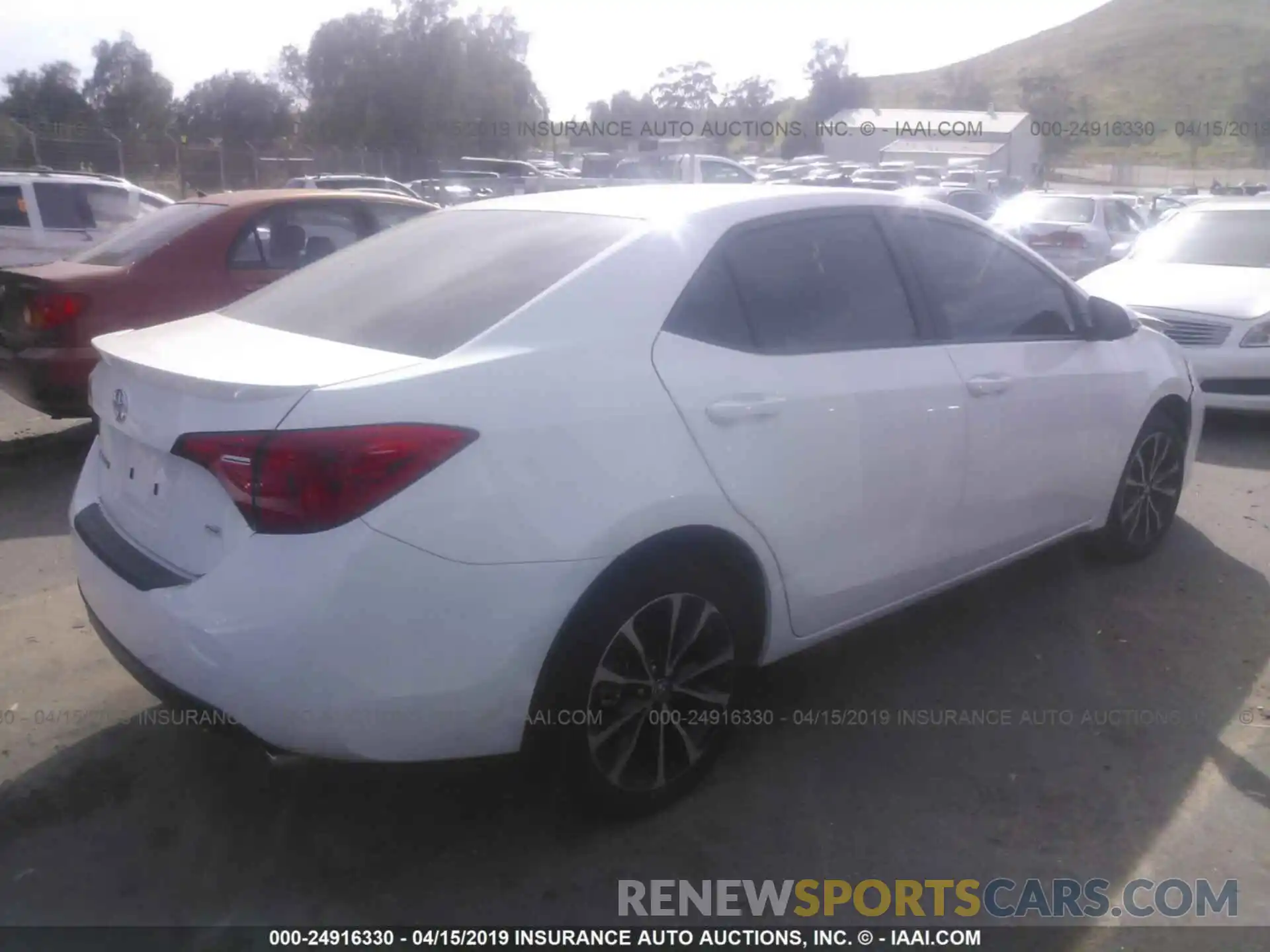 4 Photograph of a damaged car 5YFBURHE2KP924160 TOYOTA COROLLA 2019