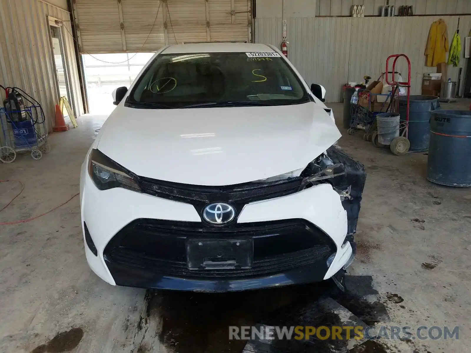 9 Photograph of a damaged car 5YFBURHE2KP924272 TOYOTA COROLLA 2019