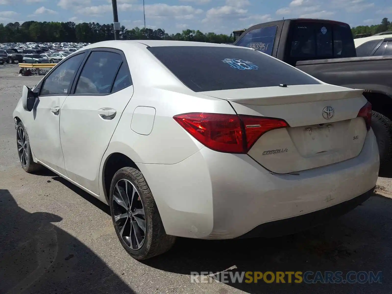 3 Photograph of a damaged car 5YFBURHE2KP925339 TOYOTA COROLLA 2019