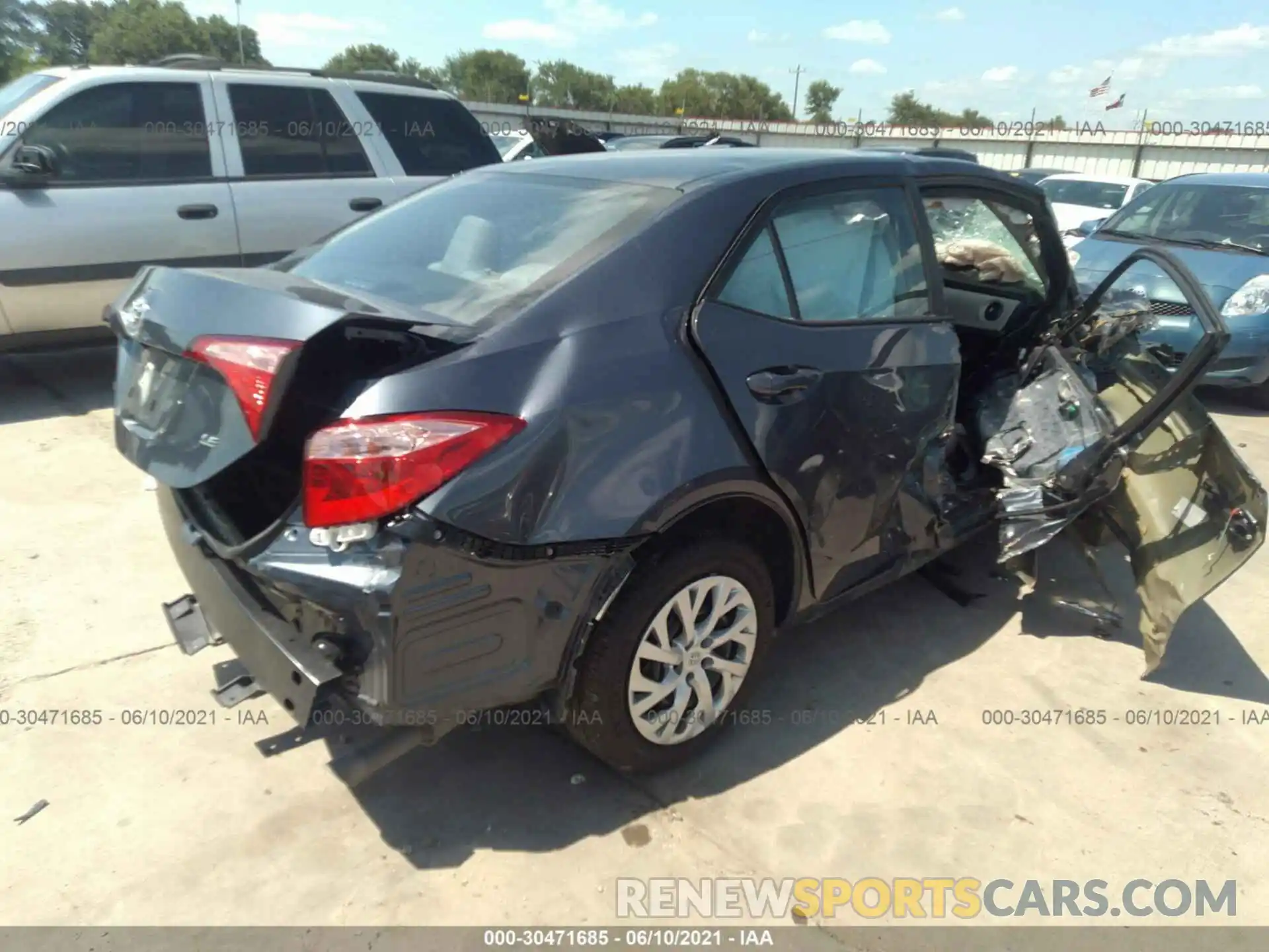 4 Photograph of a damaged car 5YFBURHE2KP926314 TOYOTA COROLLA 2019