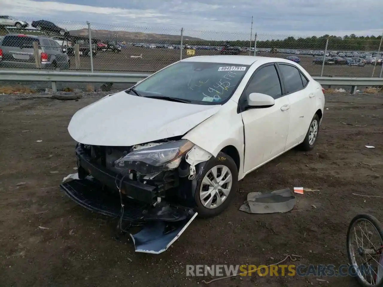 2 Photograph of a damaged car 5YFBURHE2KP926846 TOYOTA COROLLA 2019