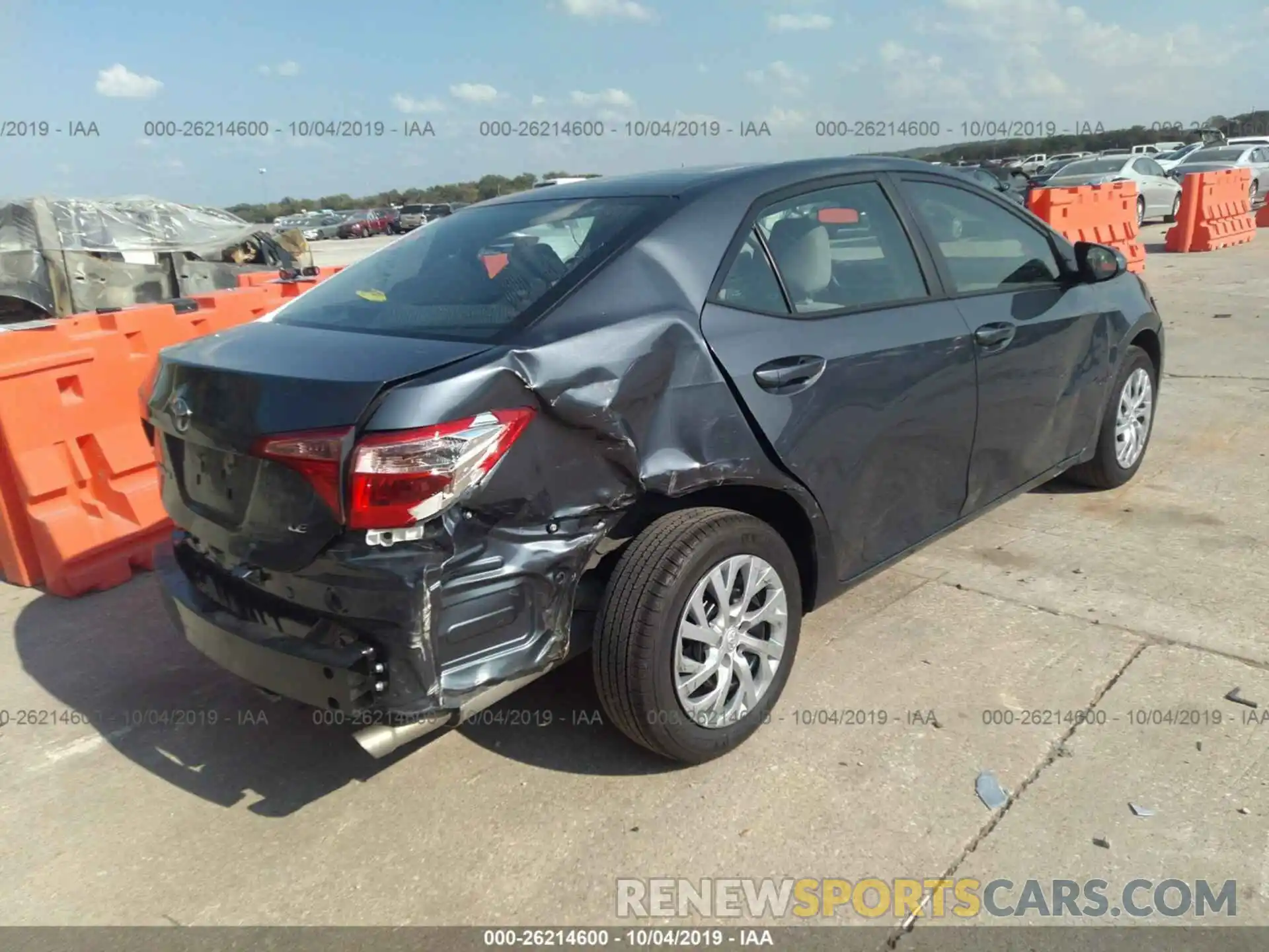 4 Photograph of a damaged car 5YFBURHE2KP927320 TOYOTA COROLLA 2019