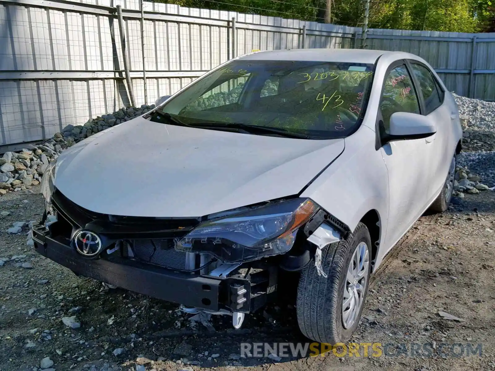 2 Photograph of a damaged car 5YFBURHE2KP927477 TOYOTA COROLLA 2019