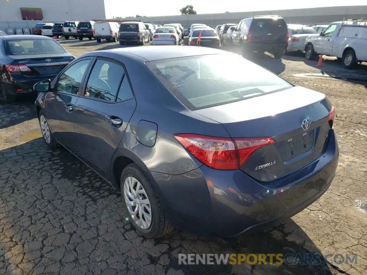 3 Photograph of a damaged car 5YFBURHE2KP927737 TOYOTA COROLLA 2019