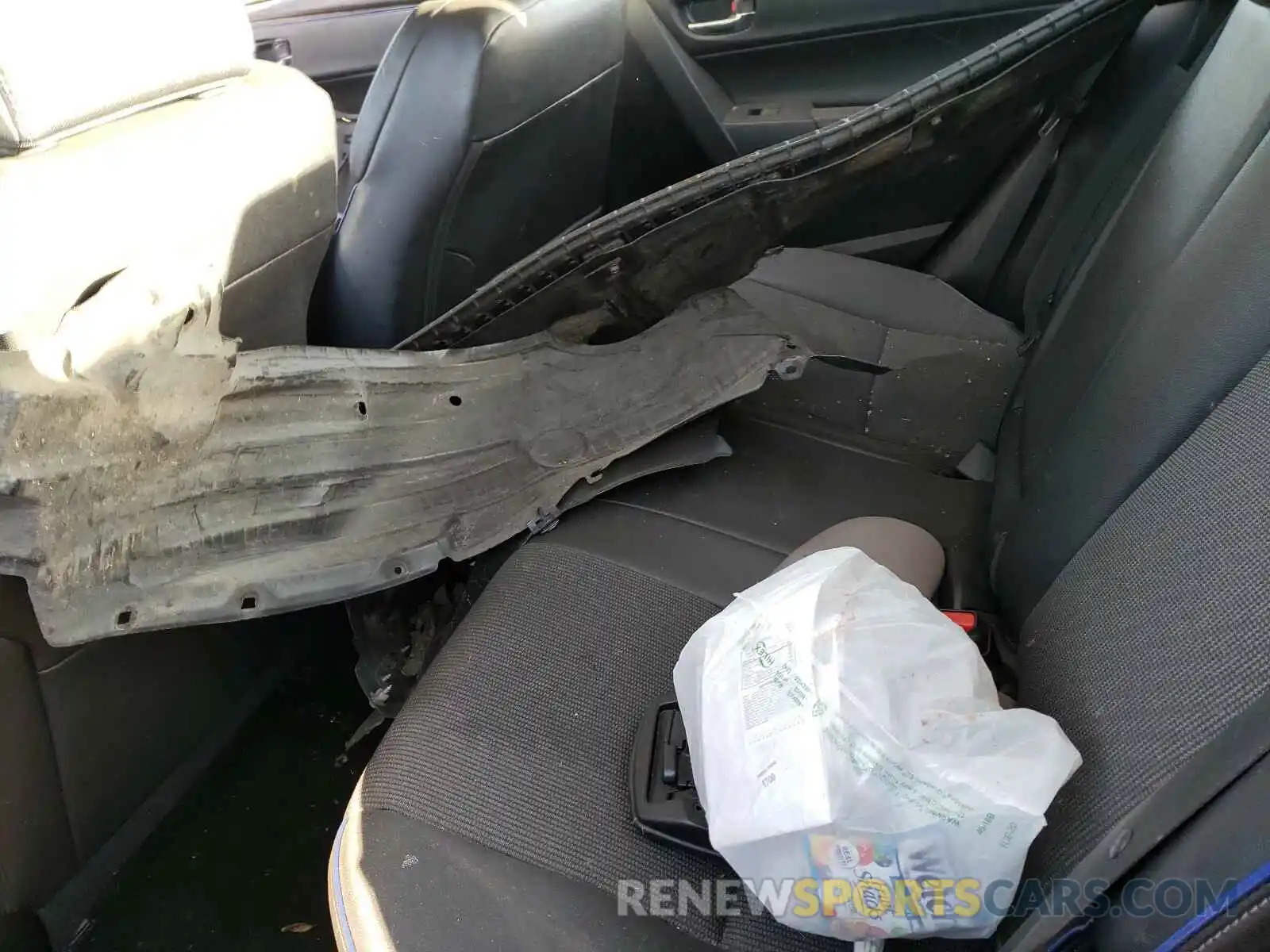 6 Photograph of a damaged car 5YFBURHE2KP928158 TOYOTA COROLLA 2019