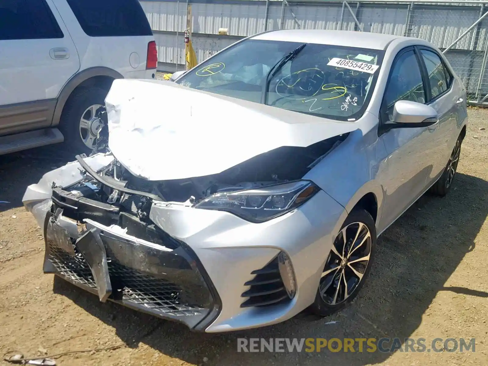 2 Photograph of a damaged car 5YFBURHE2KP928368 TOYOTA COROLLA 2019