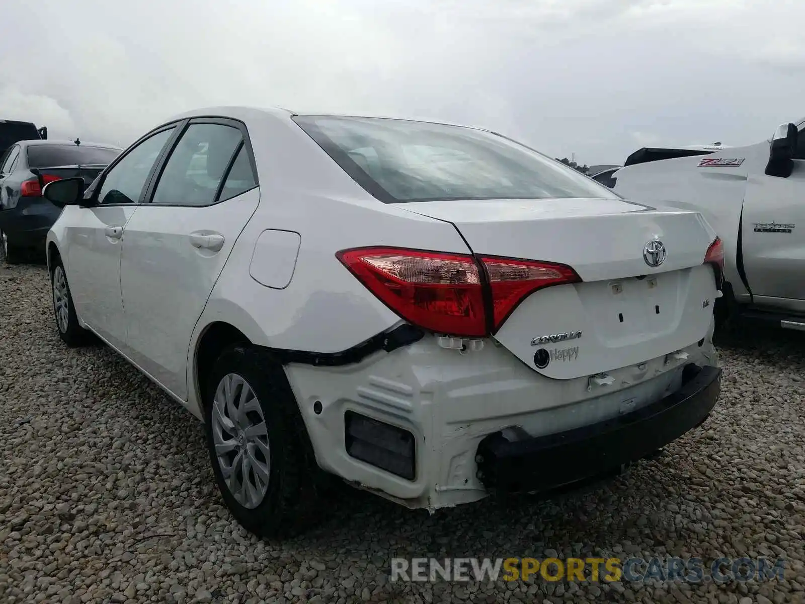 3 Photograph of a damaged car 5YFBURHE2KP928550 TOYOTA COROLLA 2019